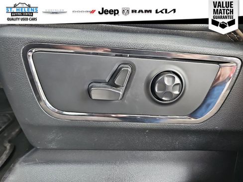 Used 2022 RAM 1500 Limited w/ Body-Colour Bumper Group AWD/4WD image 14