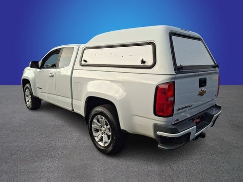 Used 2018 Chevrolet Colorado LT w/ Safety Package RWD image 6