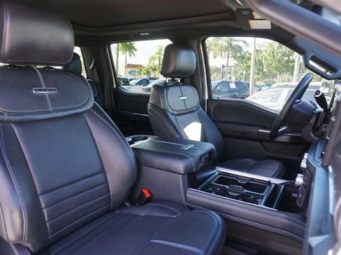 Used 2025 Ford F250 Platinum AWD/4WD image 2