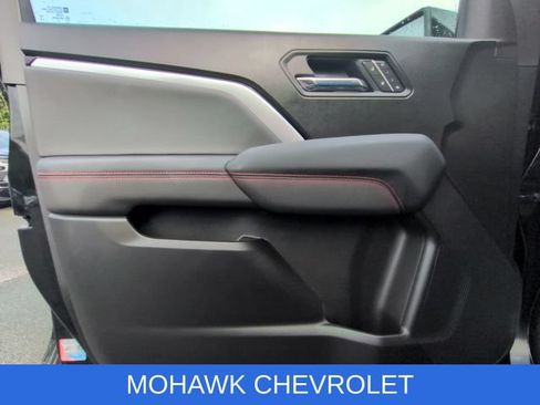 Certified 2023 Chevrolet Colorado Z71 w/ Z71 Convenience Package 2 AWD/4WD image 23
