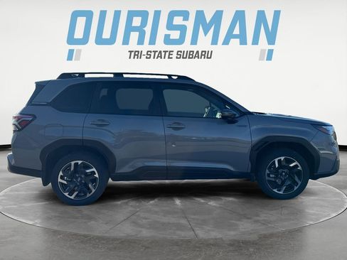 New 2025 Subaru Forester Premium image 7