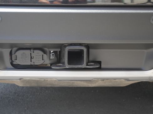 Used 2021 Ford Explorer Limited w/ Hybrid Equipment Group 310A AWD/4WD image 23