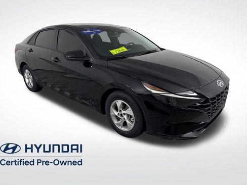Used 2023 Hyundai Elantra SE FWD image 1