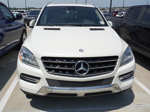 Used 2014 Mercedes-Benz ML 350 2WD image 3