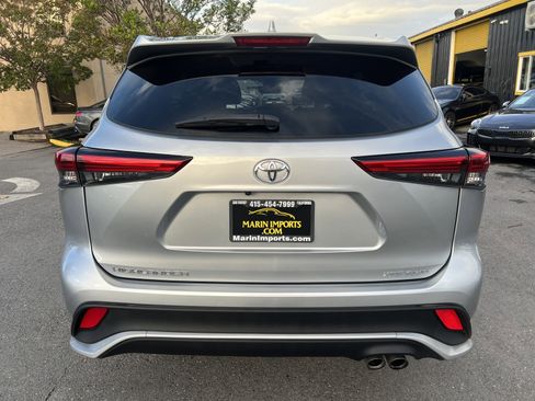 Used 2021 Toyota Highlander XSE image 6