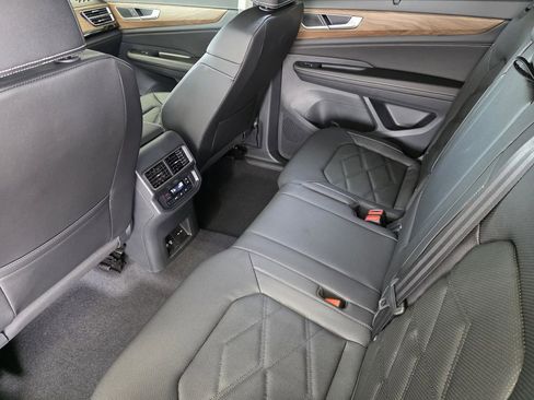 New 2026 Volkswagen Atlas SE FWD image 23