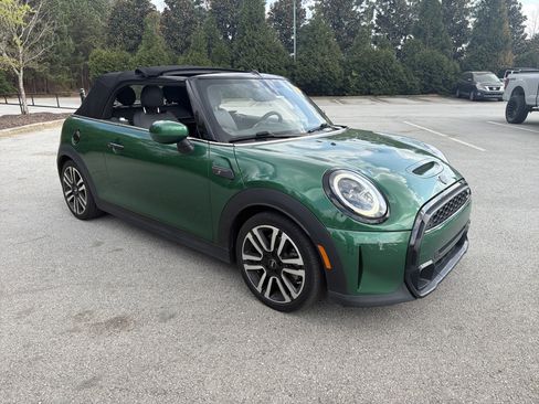 Used 2023 MINI Cooper S image 2