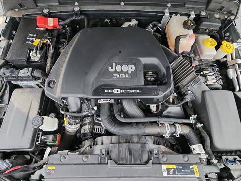 Used 2022 Jeep Wrangler Unlimited Sport image 18