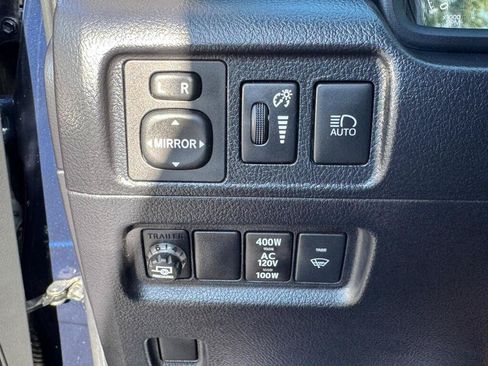 Used 2022 Toyota 4Runner SR5 Premium w/ Moonroof Package AWD/4WD image 14