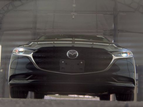 Used 2024 MAZDA MAZDA3 s FWD image 4