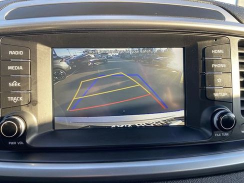 Used 2020 Kia Sorento EX image 11