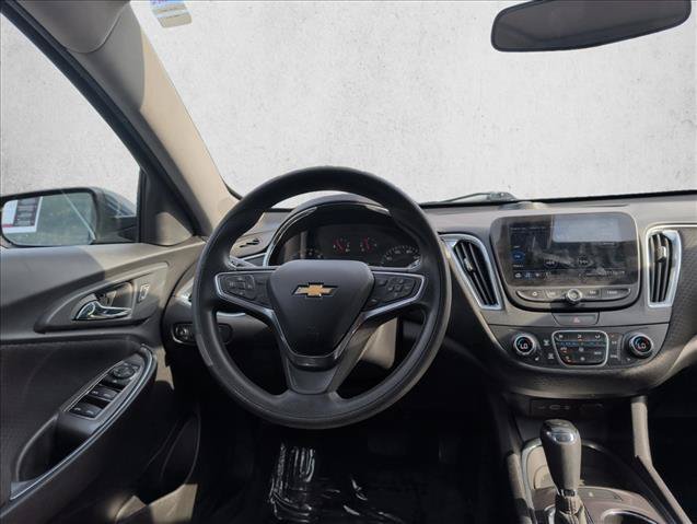 Used 2019 Chevrolet Malibu LT FWD image 21