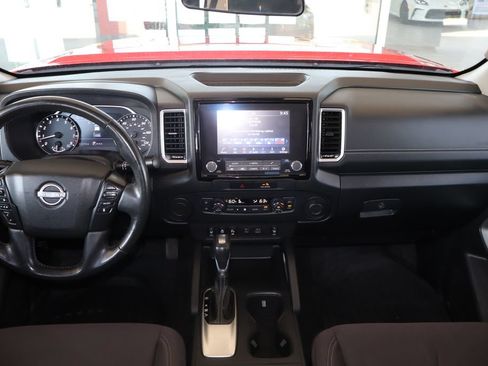 Used 2022 Nissan Frontier SV RWD image 31