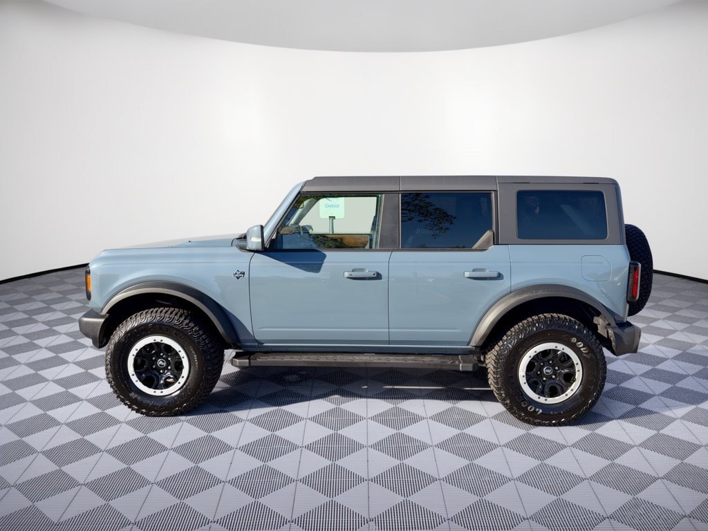 Used 2024 Ford Bronco Outer Banks w/ Sasquatch Package AWD/4WD image 2