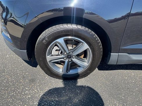 Certified 2024 Ford Edge SEL w/ Convenience Package AWD/4WD image 11