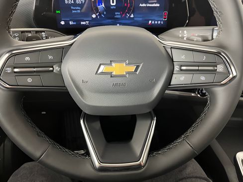 New 2026 Chevrolet Equinox LT AWD/4WD image 16