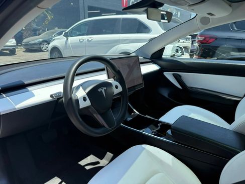 Used 2020 Tesla Model 3 RWD image 4