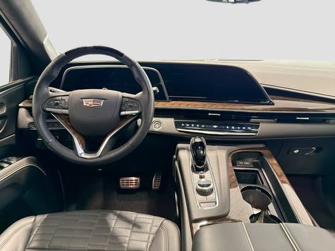 Used 2023 Cadillac Escalade Sport Platinum w/ LPO, ONYX Package AWD/4WD image 20