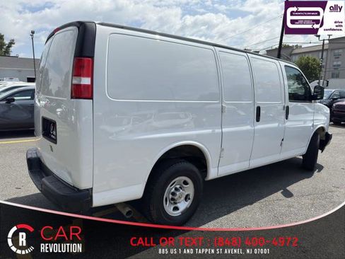 Used 2021 Chevrolet Express 2500 w/ Driver Convenience Package image 8