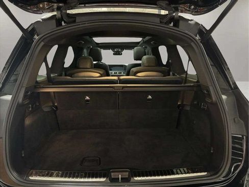 Used 2025 Mercedes-Benz GLS 450 4MATIC image 32