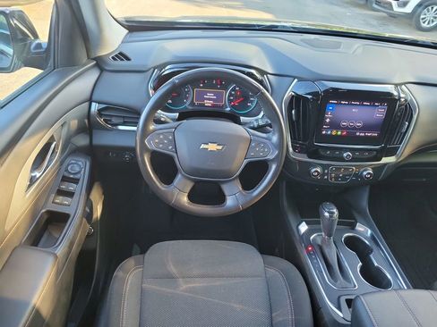 Used 2020 Chevrolet Traverse LT FWD image 14