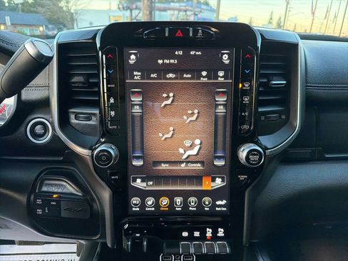 Used 2020 RAM 3500 Laramie w/ Night Edition image 30