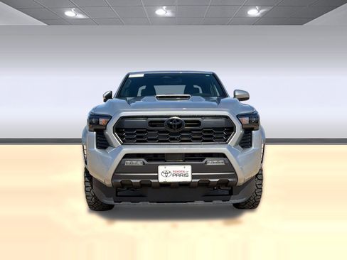 Used 2026 Toyota Tacoma SR5 image 6
