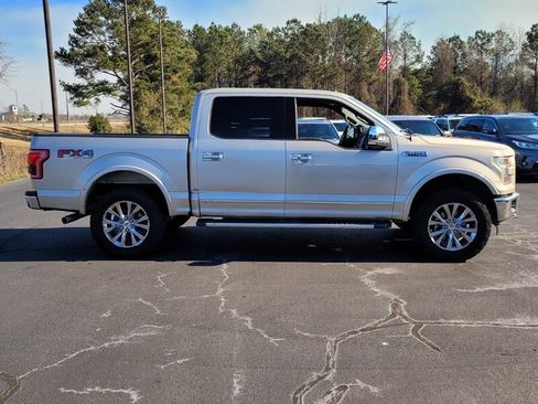 Used 2017 Ford F150 Lariat w/ Equipment Group 502A Luxury image 11