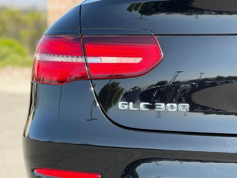 Used 2019 Mercedes-Benz GLC 300 4MATIC Coupe image 11