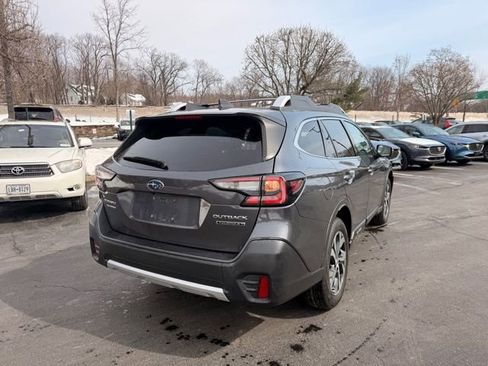 Used 2020 Subaru Outback Touring XT AWD/4WD image 3