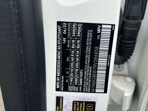 Used 2022 Mercedes-Benz GLC 300 4MATIC image 25
