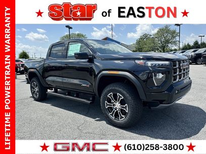 New 2025 GMC Canyon AT4 w/ AT4 Premium Package