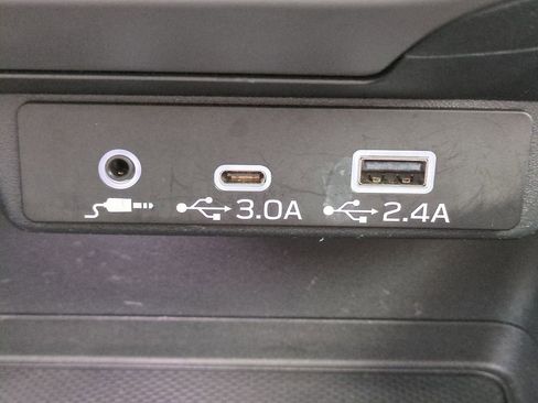 Used 2025 Subaru Crosstrek 2.0i Premium w/ Popular Package #4 image 21