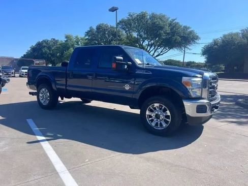Used 2015 Ford F250 XLT AWD/4WD image 2