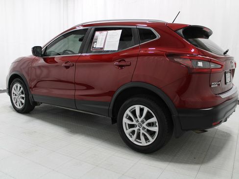 Used 2021 Nissan Rogue Sport SV FWD image 8
