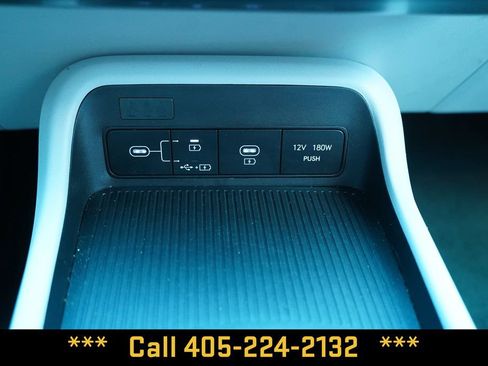 Used 2025 Hyundai Kona SEL AWD/4WD image 38