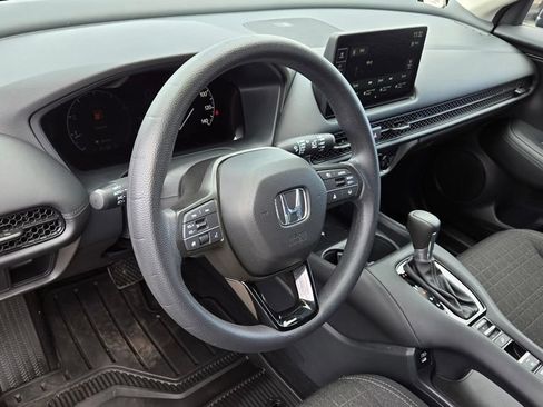 Used 2026 Honda HR-V LX image 9