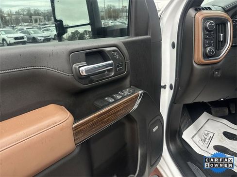 Used 2023 Chevrolet Silverado 2500 High Country w/ Z71 Off-Road Package image 11