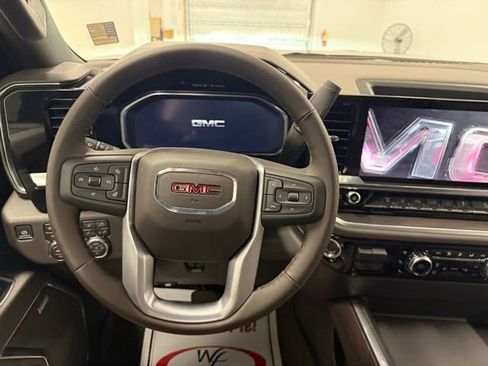 New 2026 GMC Sierra 2500 SLT w/ SLT Premium Package image 18