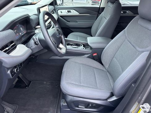 Certified 2026 Ford Explorer Active RWD image 26