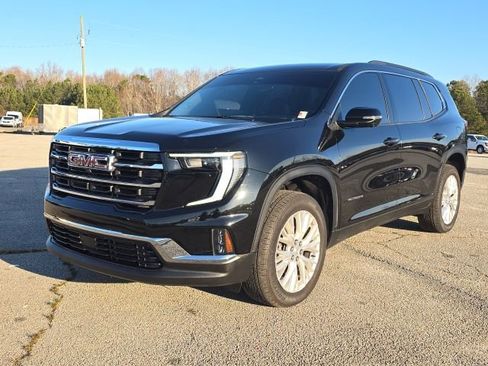 Used 2024 GMC Acadia Elevation image 1