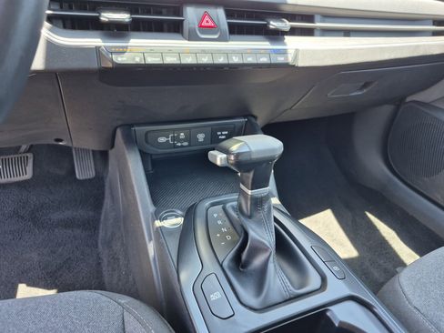 Used 2025 Kia K4 FWD image 12