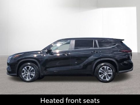 Certified 2026 Toyota Highlander XLE AWD/4WD image 10