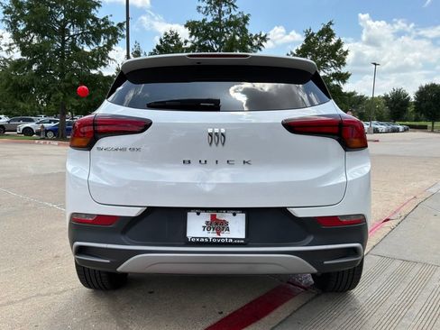 Used 2025 Buick Encore GX Preferred FWD image 7