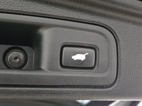 Used 2018 Honda Pilot EX-L image 17