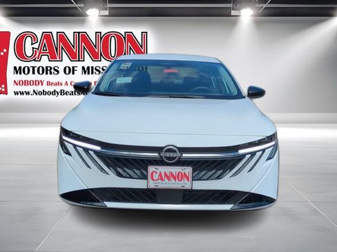 New 2026 Nissan Sentra SV w/ Floor Mat Package FWD image 2