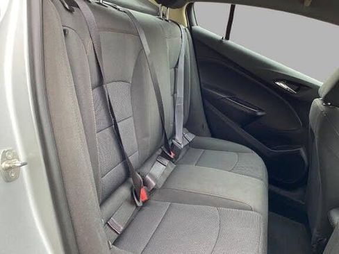 Used 2016 Chevrolet Cruze LS image 27