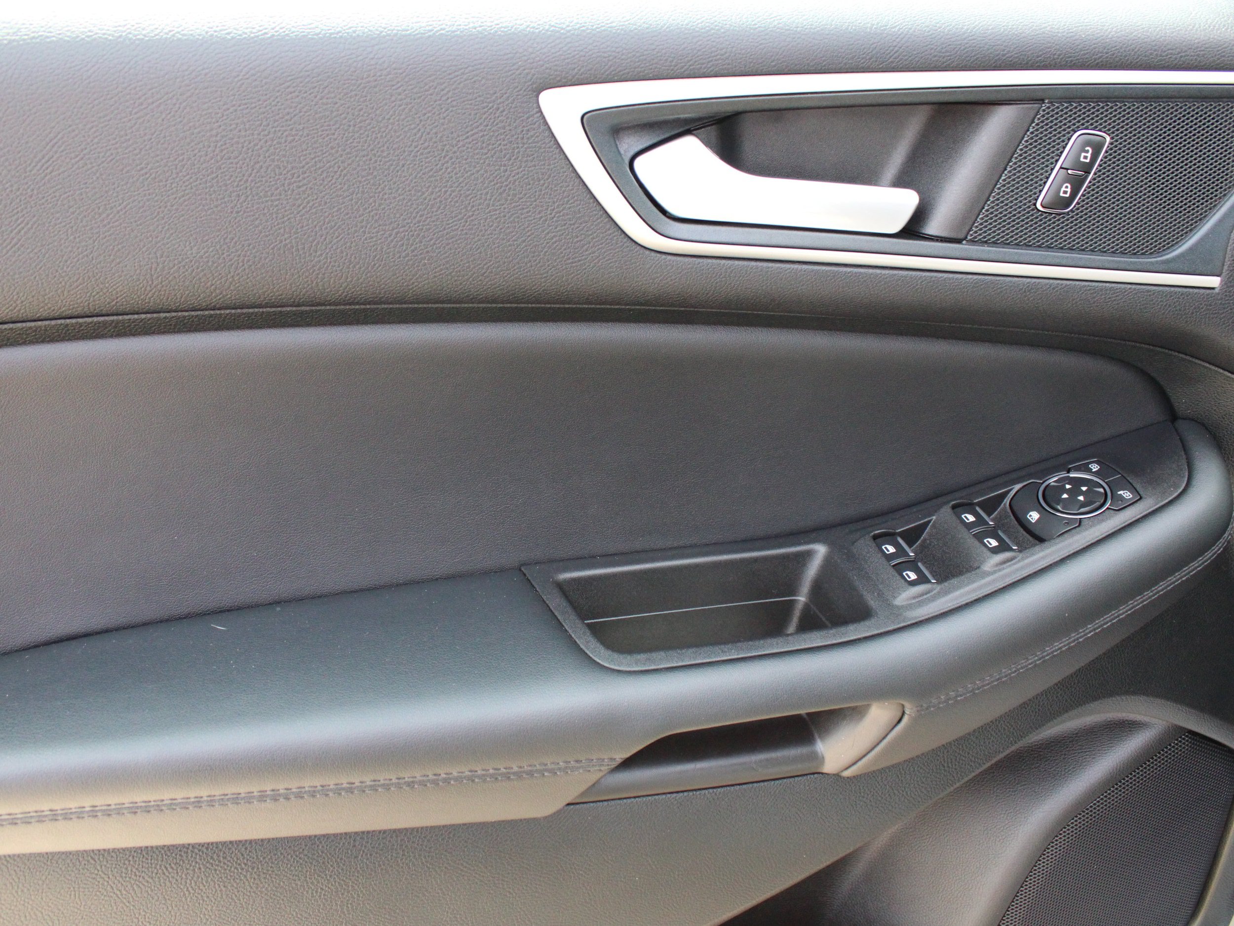 Used 2024 Ford Edge SEL w/ Convenience Package AWD/4WD image 31