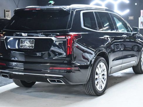 Used 2020 Cadillac XT6 Premium Luxury w/ Platinum Package AWD/4WD image 11
