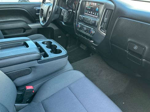 Used 2017 Chevrolet Silverado 1500 LT w/ All Star Edition AWD/4WD image 17